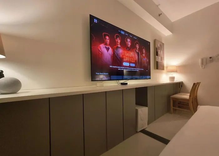 Aparthotel Luxe Hotel-style At Ayala Ave