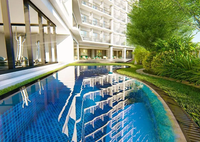 Luxe Hotel-style At Ayala Ave 3*